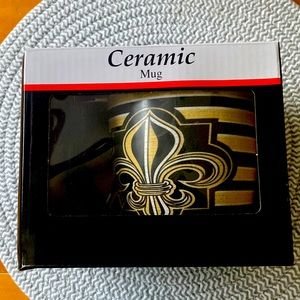 BLACK & GOLD FLEUR DIS LIS MUG